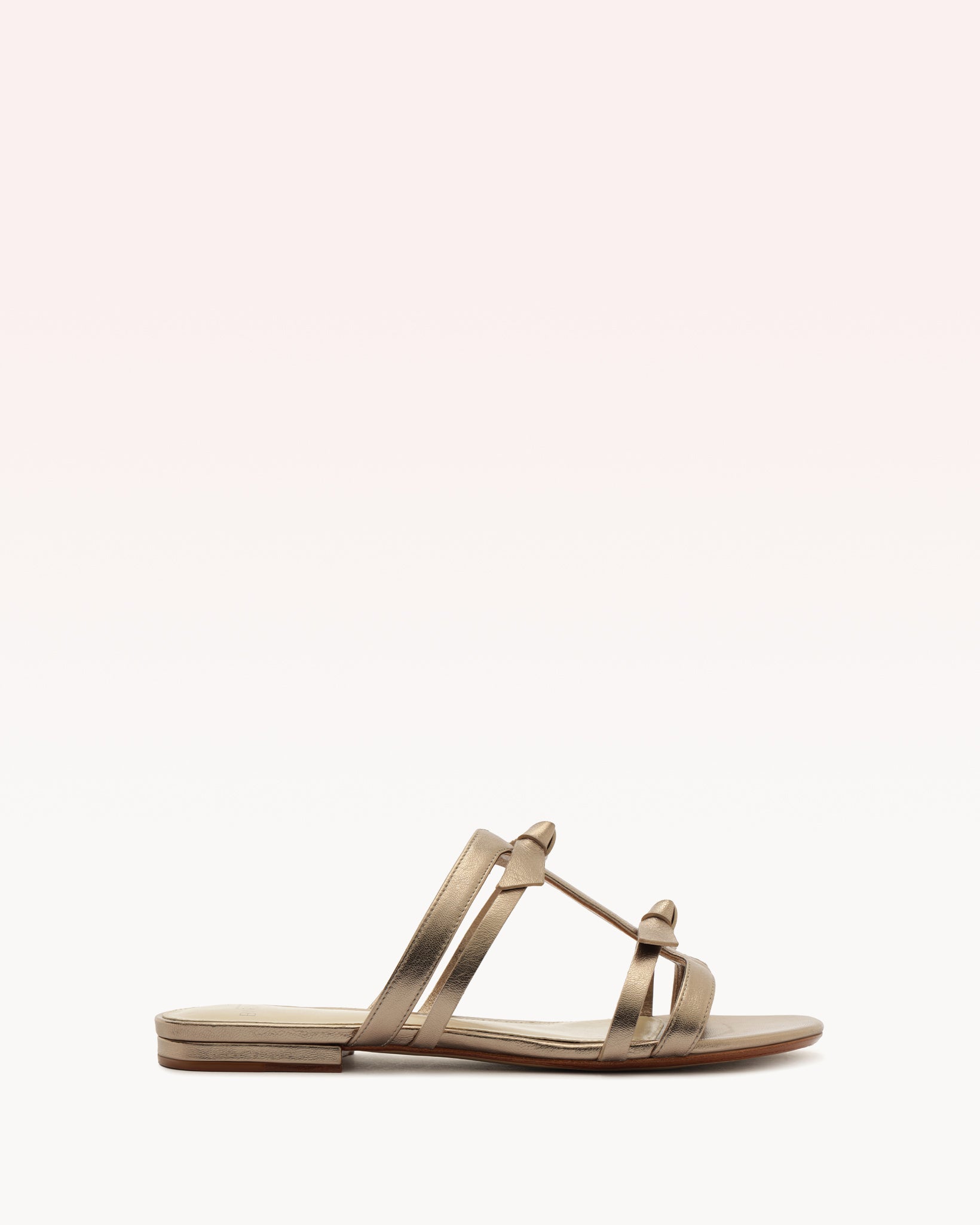 Slim Clarita Cage Flat Luna