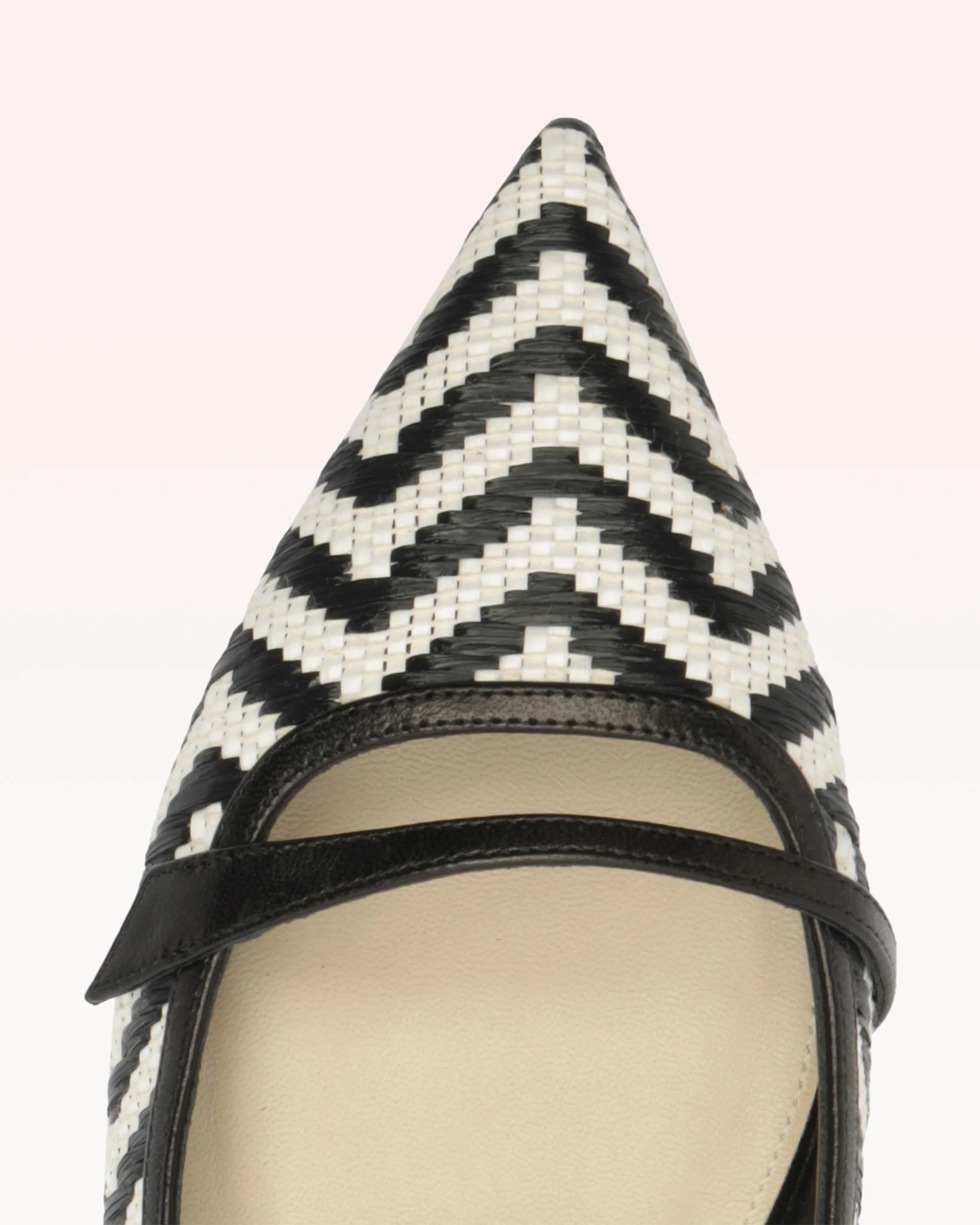 Tita Raffia Zig Flat Black - Image 5