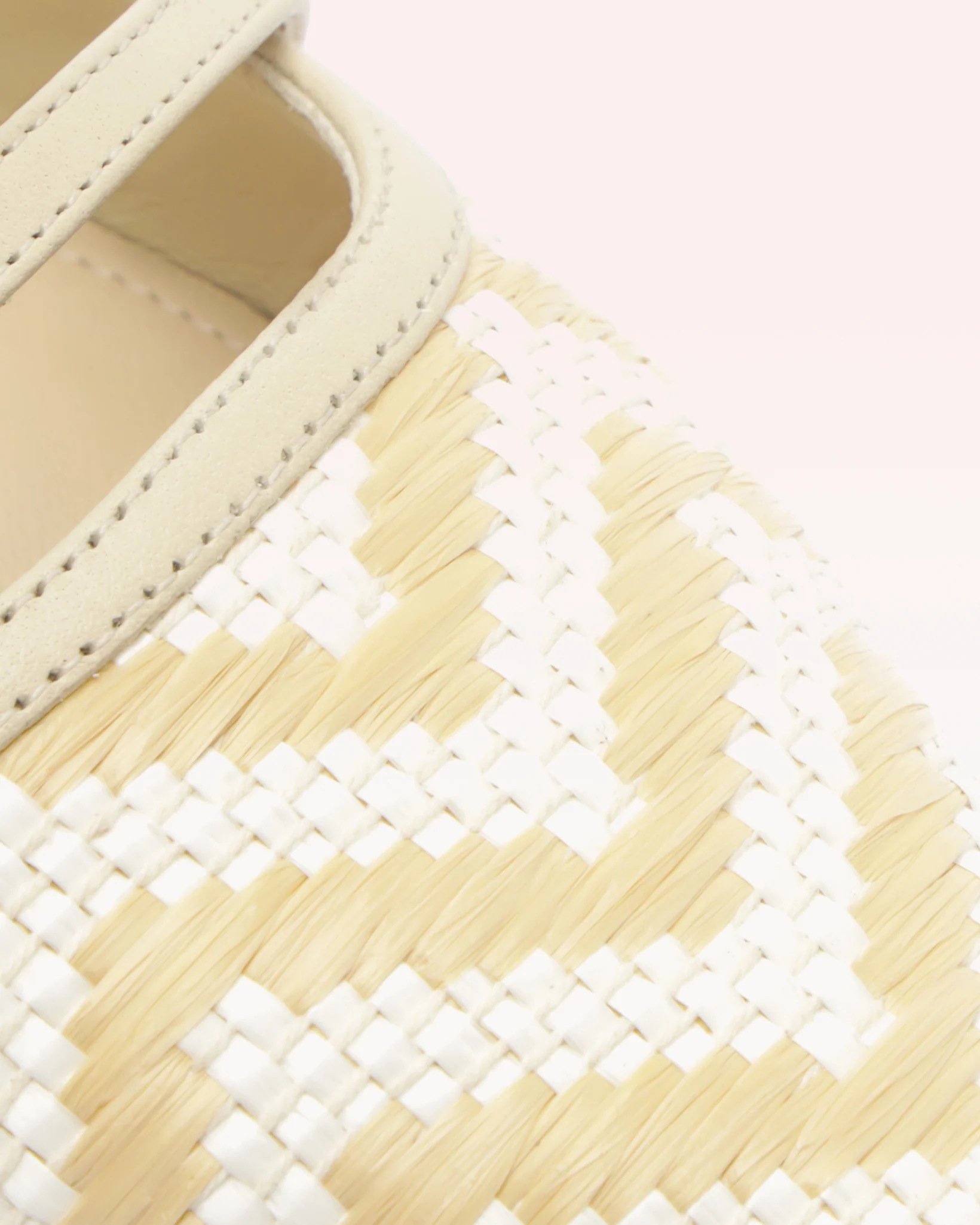 Tita Raffia Zig Flat Eggshell - Image 5